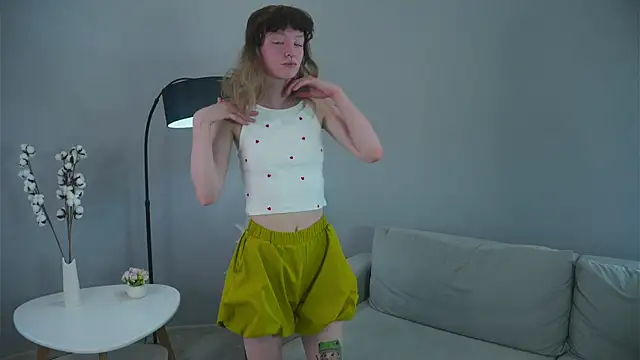 JulianKenworthy online show from July 29, 5:17 am