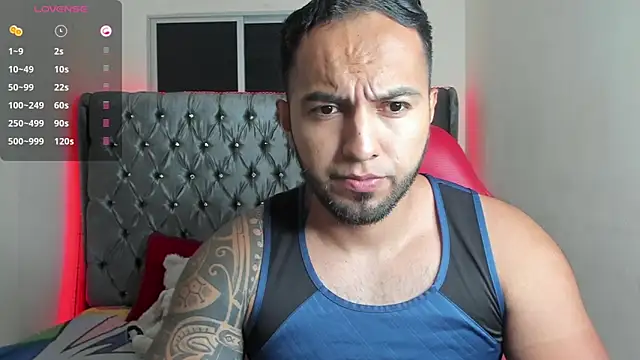mrloganfuck1 online show from March 24, 5:40 am