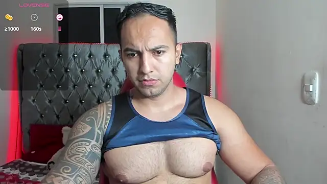 mrloganfuck1 online show from April 24, 5:53 am