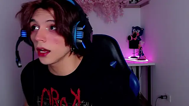 oli dusk online show from July 28, 2:30 am