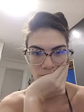 BrunaColomboTrans online show from July 28, 6:32 am