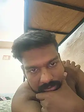 Snapshot of Vijayanbigc chatting on July 30, 5:23 pm Vijayanbigc online show from July 30, 5:23 pm