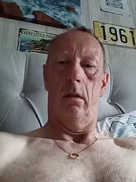 degsyjohn online show from July 29, 6:23 am