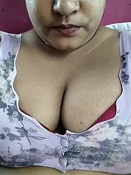 Snapshot of Saniya337 chatting on August 7, 5:35 am Saniya337 online show from August 7, 5:35 am
