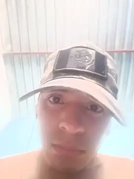 joseayala19 online show from July 28, 8:12 pm