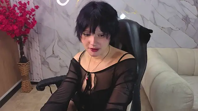Snapshot of minji_tf chatting on August 4, 10:03 pm minji tf online show from August 4, 10:03 pm