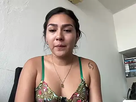 amarufg00 online show from August 4, 7:51 pm