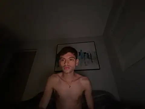 Alextwink01 online show from July 29, 3:39 am