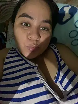 laura1999love online show from July 31, 10:58 am