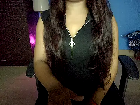 yours ishu online show from August 3, 1:36 am
