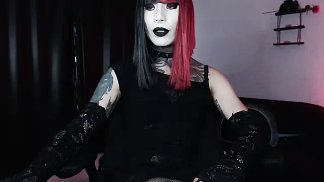 april simons2 online show from February 22, 12:07 pm