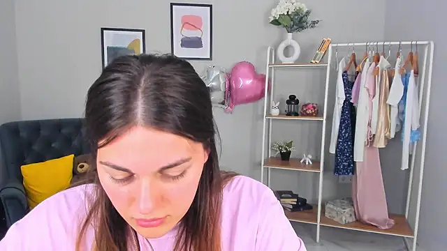 CarlyRai online show from July 31, 12:04 pm
