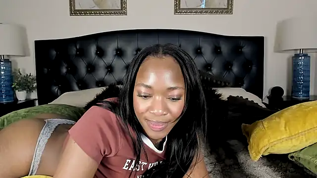 Snapshot of nicolesolace chatting on March 14, 11:12 am nicolesolace online show from March 14, 11:12 am