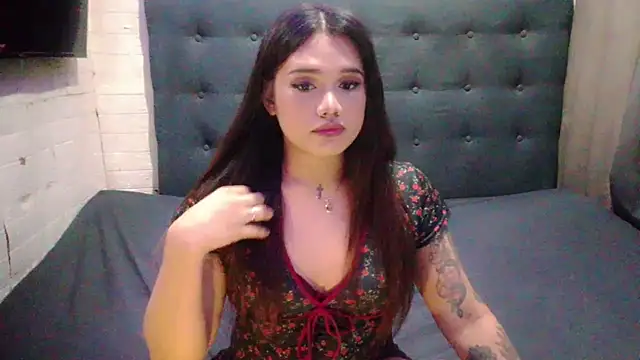 FoxxyJesa online show from June 7, 3:17 pm