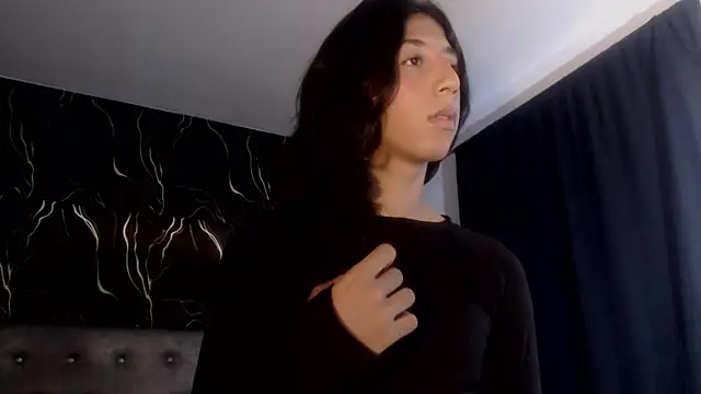 JulietSinclair online show from August 6, 2:56 pm