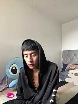 HotSebas 04 online show from July 31, 9:01 pm
