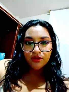 Snapshot of NyxCurvy chatting on August 2, 2:10 am NyxCurvy online show from August 2, 2:10 am