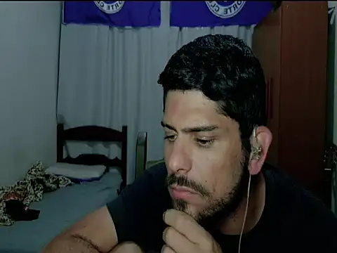 BRUNINHOALMEIDA17 online show from July 30, 7:07 am