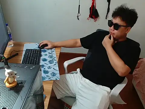 Snapshot of cc2003vv chatting on July 30, 12:59 pm cc2003vv online show from July 30, 12:59 pm