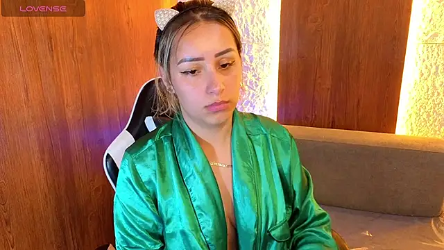 Karime Sex v online show from July 30, 8:30 pm