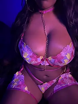 Snapshot of Blaackcat chatting on March 11, 11:15 pm Blaackcat online show from March 11, 11:15 pm