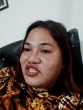 Snapshot of Andrea0414 chatting on January 28, 4:39 am Andrea0414 online show from January 28, 4:39 am