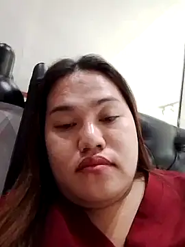 Snapshot of Andrea0414 chatting on February 28, 5:04 am Andrea0414 online show from February 28, 5:04 am