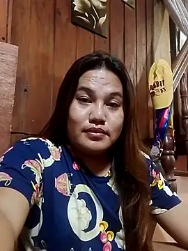 Snapshot of Andrea0414 chatting on February 21, 11:11 am Andrea0414 online show from February 21, 11:11 am