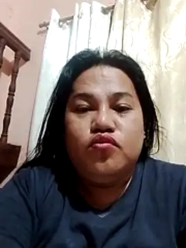 Snapshot of Andrea0414 chatting on November 10, 10:37 pm Andrea0414 online show from November 10, 10:37 pm