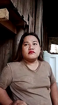 Snapshot of Andrea0414 chatting on February 21, 11:54 pm Andrea0414 online show from February 21, 11:54 pm