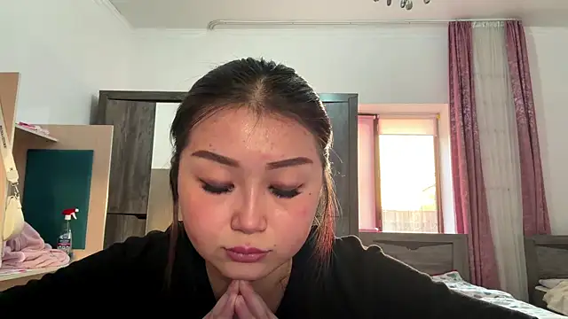 Milkyhope online show from August 8, 2:02 pm