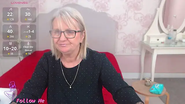 LadyAlana online show from April 18, 8:20 pm