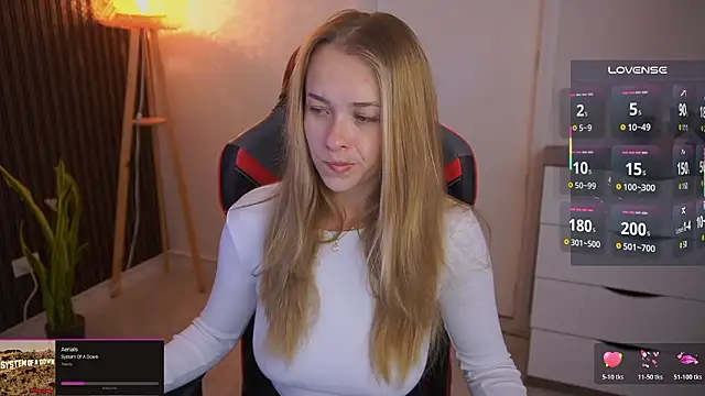 DanikaDillan online show from March 23, 12:55 am