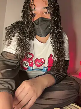 karenb33 online show from July 31, 7:11 pm