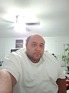 Snapshot of viewEv chatting on August 1, 2:31 am viewEv online show from August 1, 2:31 am
