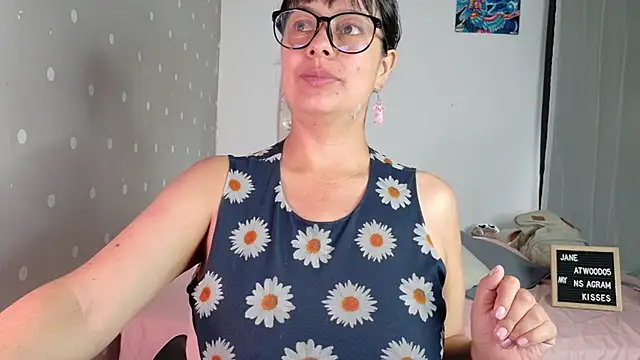 jane madmax online show from April 29, 1:48 pm