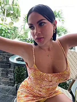 Snapshot of HannaBeckett chatting on March 4, 9:43 pm HannaBeckett online show from March 4, 9:43 pm