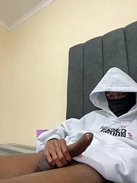 umshayiwemsebenzi online show from August 3, 12:11 pm