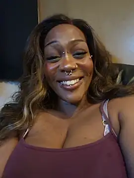 Bella-Nutella online show from August 3, 10:14 pm