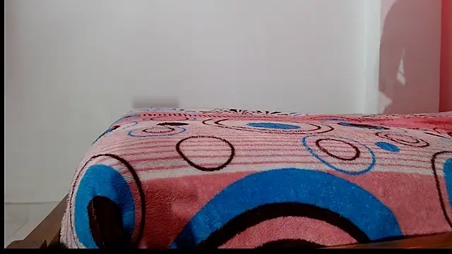aniitaeyescute online show from August 4, 2:54 pm