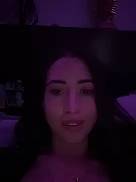 Snapshot of angelina_xxxx-07 chatting on August 4, 3:44 am angelina xxxx-07 online show from August 4, 3:44 am