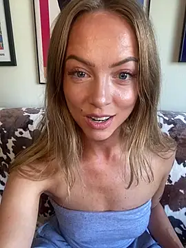 CrazedCuntryRebel online show from August 2, 8:06 pm