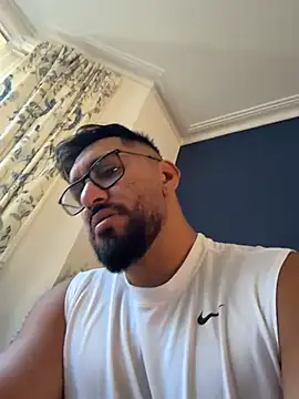 flupu1 online show from August 7, 9:37 am