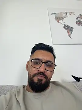 flupu1 online show from August 3, 12:11 pm