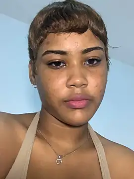 Xyraof online show from August 4, 11:31 pm