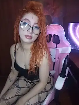 Ambar Rous77 online show from August 5, 11:43 pm