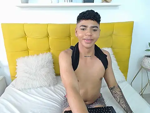 LianHalo online show from August 4, 7:51 pm