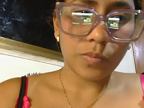 daniafrodita online show from August 7, 4:40 am