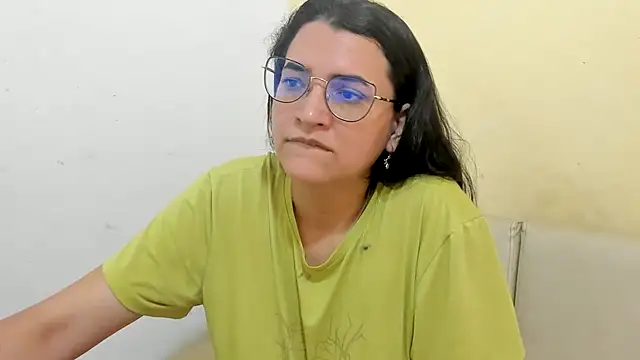 MARILYN GARCIA online show from March 29, 4:19 pm