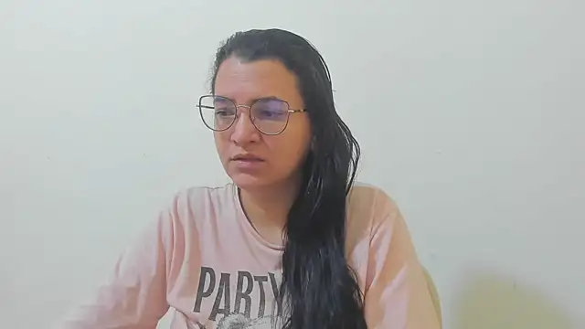 MARILYN GARCIA online show from December 21, 3:03 pm